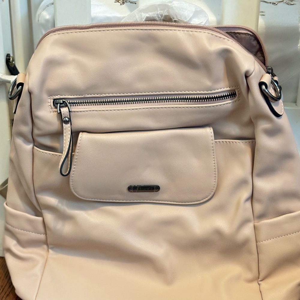 Soft Blush Everyday Backpack - Unbranded